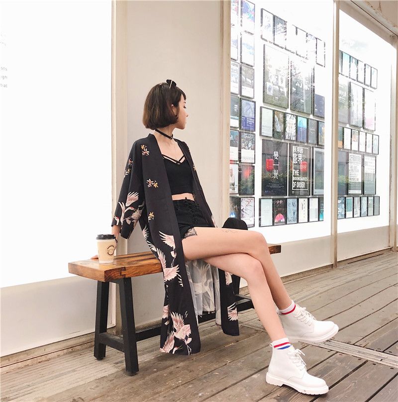 着物風 トップス 和柄 羽織 カーディガン シャツ ガウン 帯ベルト 可愛い ロング レディース 七分袖 長袖 鶴 おしゃれ 主役級 薄手 スリット ウエストベルト プリント 普段使い お出かけ 着物風 トップス 和柄 羽織 カーディガン シャツ ガウン 帯ベルト 可愛い ロング レディース 七分袖 長袖 鶴 おしゃれ 主役級 薄手 スリット ウエストベルト プリント 普段使い お出かけ