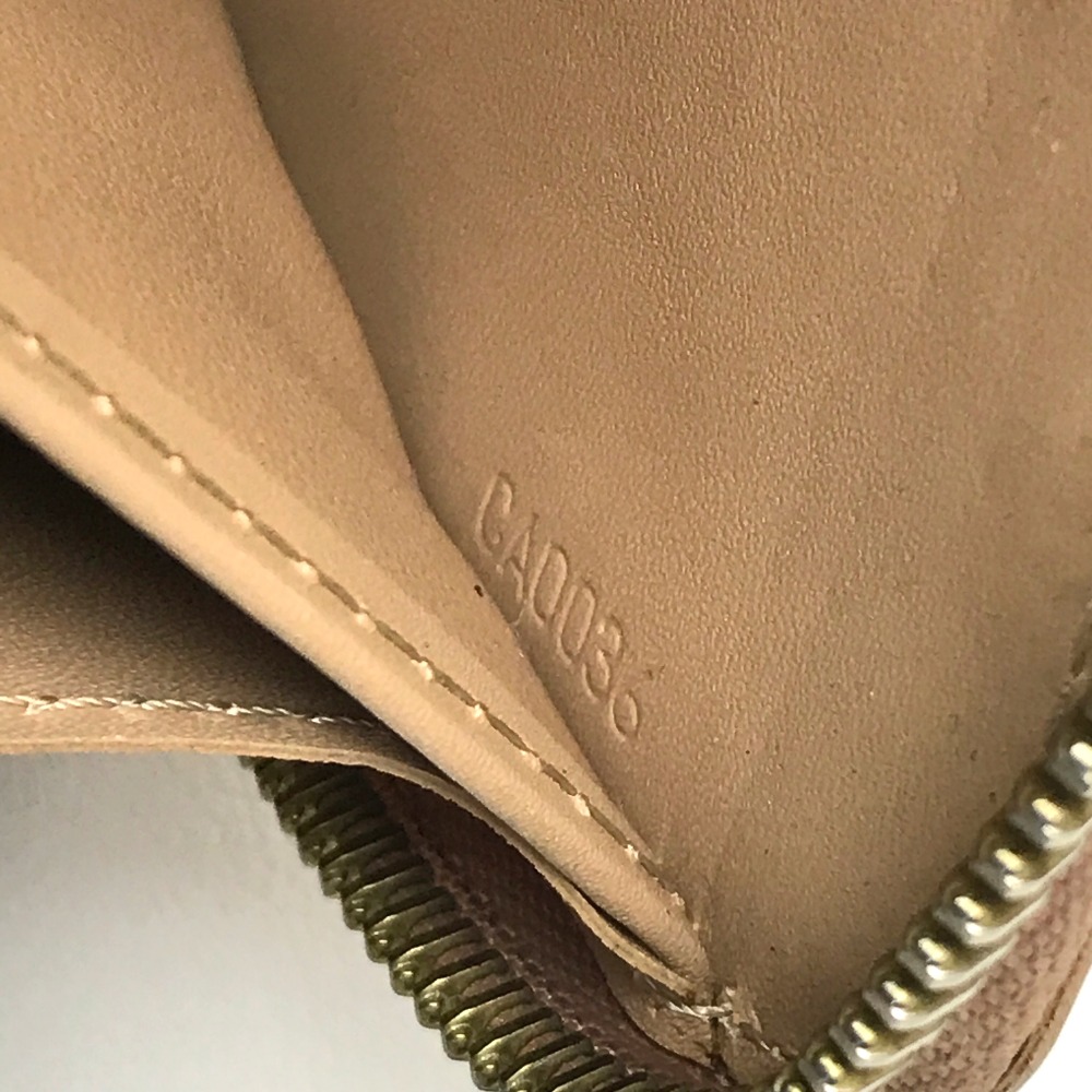 長財布 M91470 ジッピーウォレット ヴェルニ ラウンドファスナー長財布 パテントレザー ベージュ 長財布 M91470 ジッピーウォレット ヴェルニ ラウンドファスナー長財布 パテントレザー ベージュ