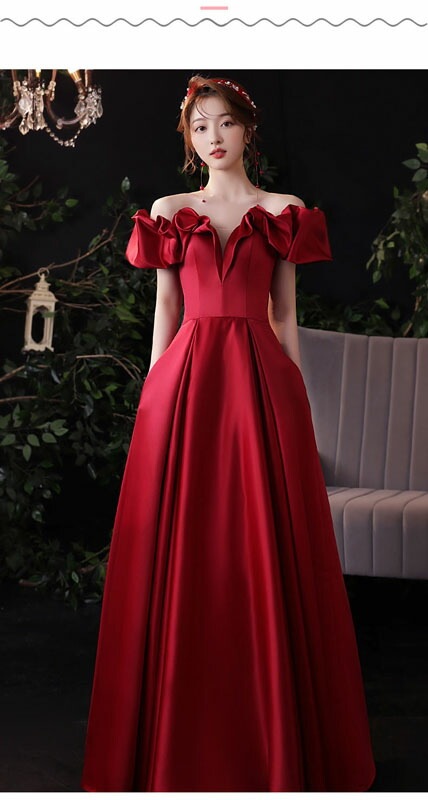 カラードレス ウェディングドレス ウエディングドレス イブニングドレス Aラインドレス 赤 ワインレッド オフショルダー 編み上げ 発表会 演奏会 結婚式 二次会パーティードレス ロングドレス カクテ