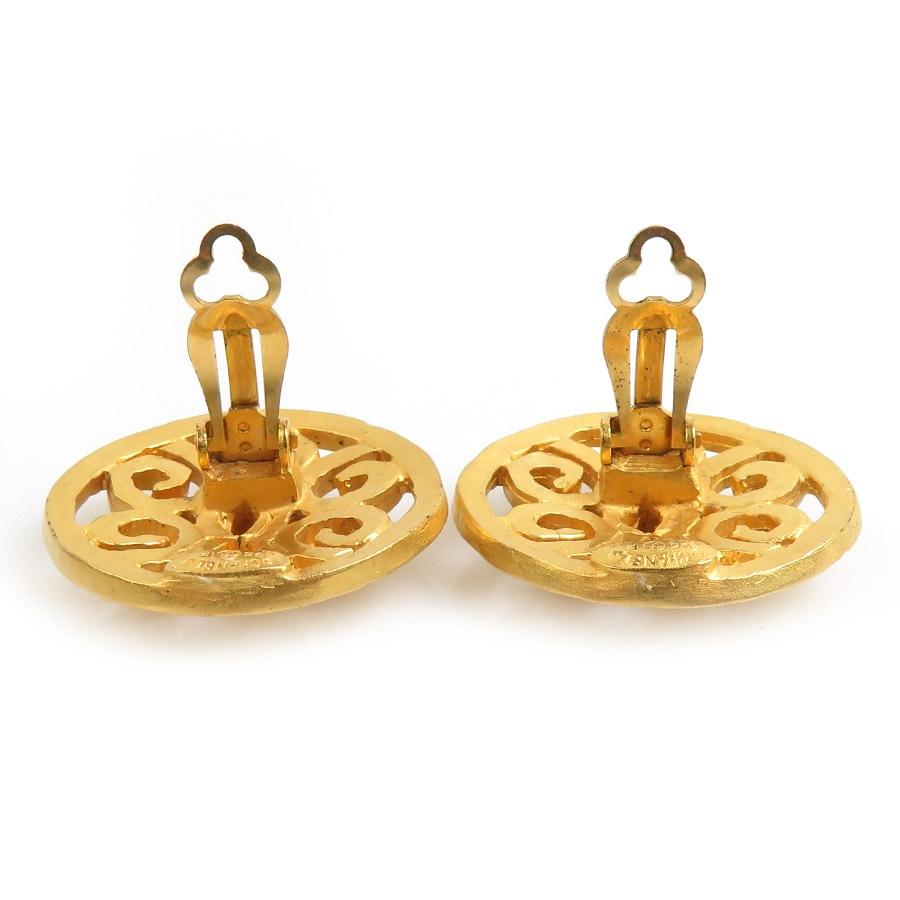 シャネル CHANEL イヤリング ココマーク メタル ゴールド レディース w1015a シャネル CHANEL イヤリング ココマーク メタル ゴールド レディース w1015a