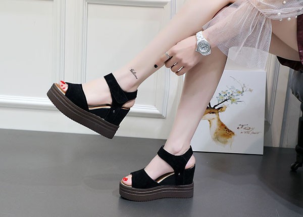 ウェッジソール サンダル 厚底 ウエッジソール 厚底サンダル レディース 韓国 かわいい おしゃれ 可愛い かかと あり ヒールサンダル アンクルストラップ 大きいサイズ ウェッジソール サンダル 厚底 ウエッジソール 厚底サンダル レディース 韓国 かわいい おしゃれ 可愛い かかと あり ヒールサンダル アンクルストラップ 大きいサイズ