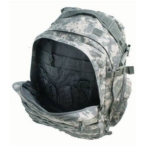 アサルトリュックラージ ACU カモ( 迷彩) アサルトリュックラージ ACU カモ( 迷彩)
