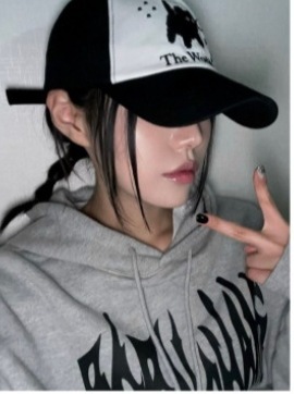 【韓国限定】MUCENT × Cat The World コラボピクセルキャップ ブラック ストリート系 【韓国限定】MUCENT × Cat The World コラボピクセルキャップ ブラック ストリート系