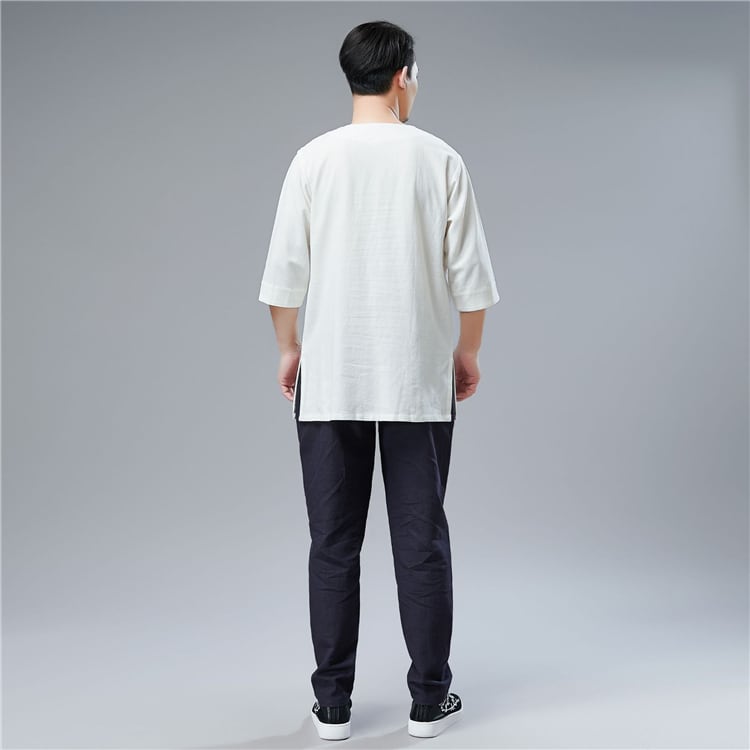 5分袖の全開チャイナTシャツフロントは鉄製の玉ボタンをループで留める仕様になっていますTシャツ メンズ