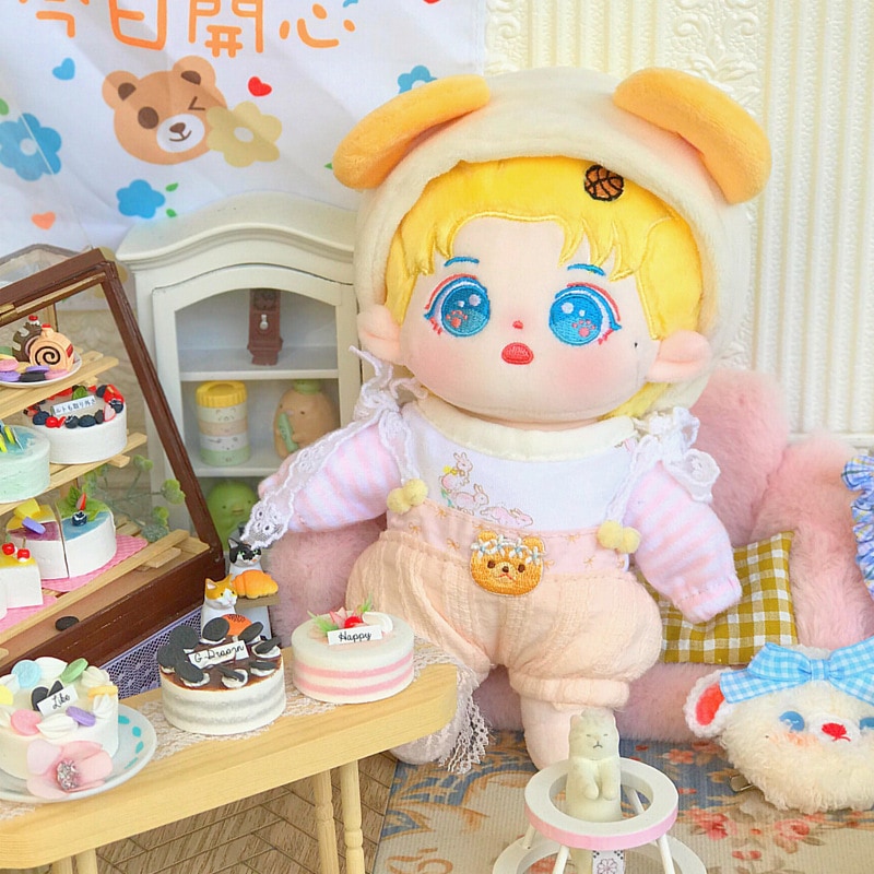 ぬいぐるみ 20cm 無属性 本体 着せ替え人形q版蔡徐坤綿人形はスターのぬいぐるみの裸人形に着替えた