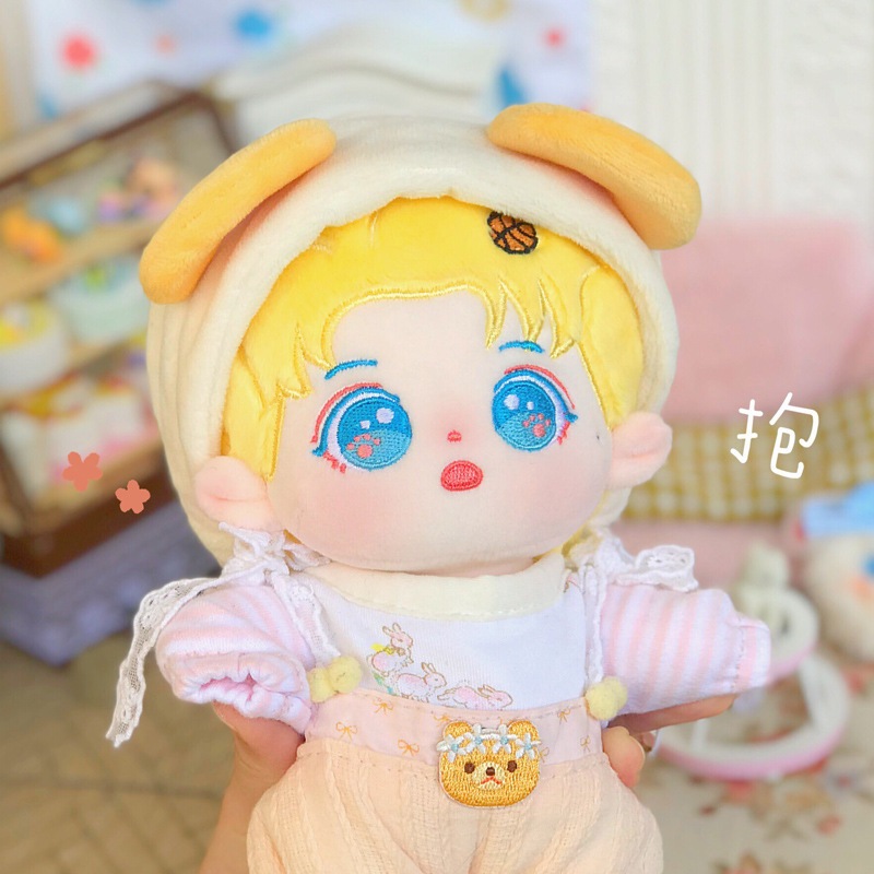 ぬいぐるみ 20cm 無属性 本体 着せ替え人形q版蔡徐坤綿人形はスターのぬいぐるみの裸人形に着替えた