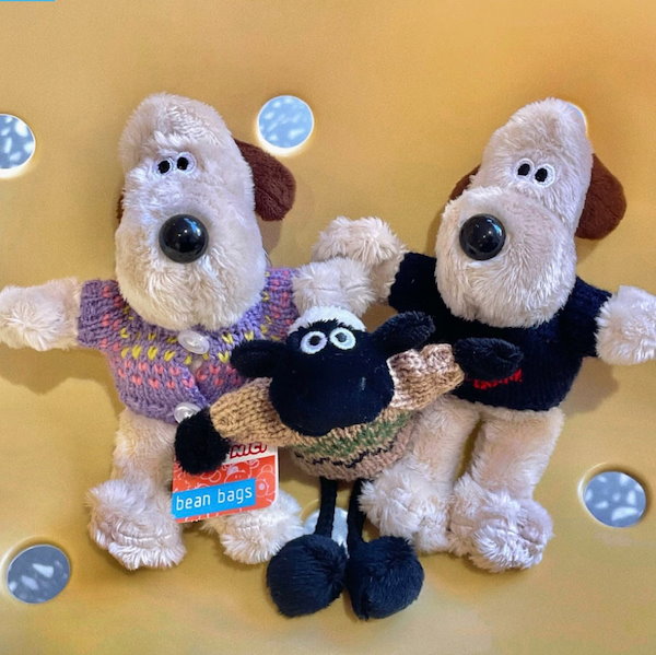 Qoo10] 大人気 グルミット人形の服 ニットセータ