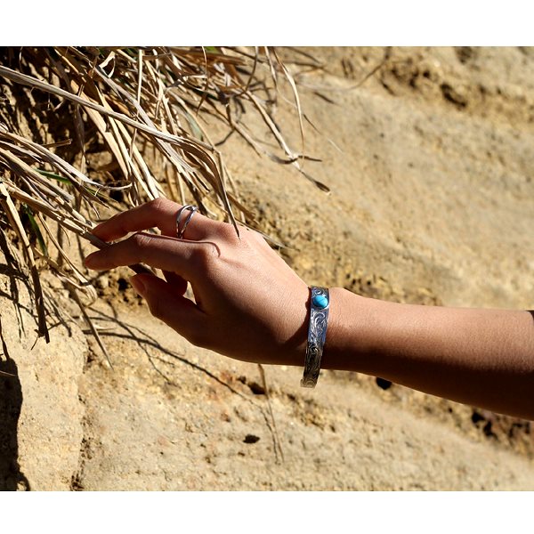 ハワイアンジュエリー バングル ターコイズ カレイキニ スクロール レディース メンズ 金属アレルギー対応 サージカル ステンレス プレゼント ハワイアンジュエリー バングル ターコイズ カレイキニ スクロール レディース メンズ 金属アレルギー対応 サージカル ステンレス プレゼント