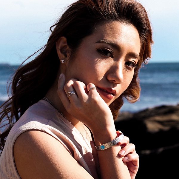 ハワイアンジュエリー バングル ターコイズ カレイキニ スクロール レディース メンズ 金属アレルギー対応 サージカル ステンレス プレゼント ハワイアンジュエリー バングル ターコイズ カレイキニ スクロール レディース メンズ 金属アレルギー対応 サージカル ステンレス プレゼント