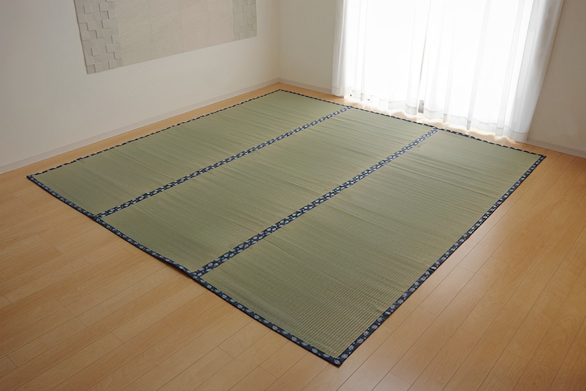 い草 カーペット 国産 上敷き 双目織 ほほえみ 本間4.5畳 約286x286cm マット い草マット い草カーペット い草上敷き 絨毯 畳カバー 関西間 京間 4.5畳 正方形 畳める