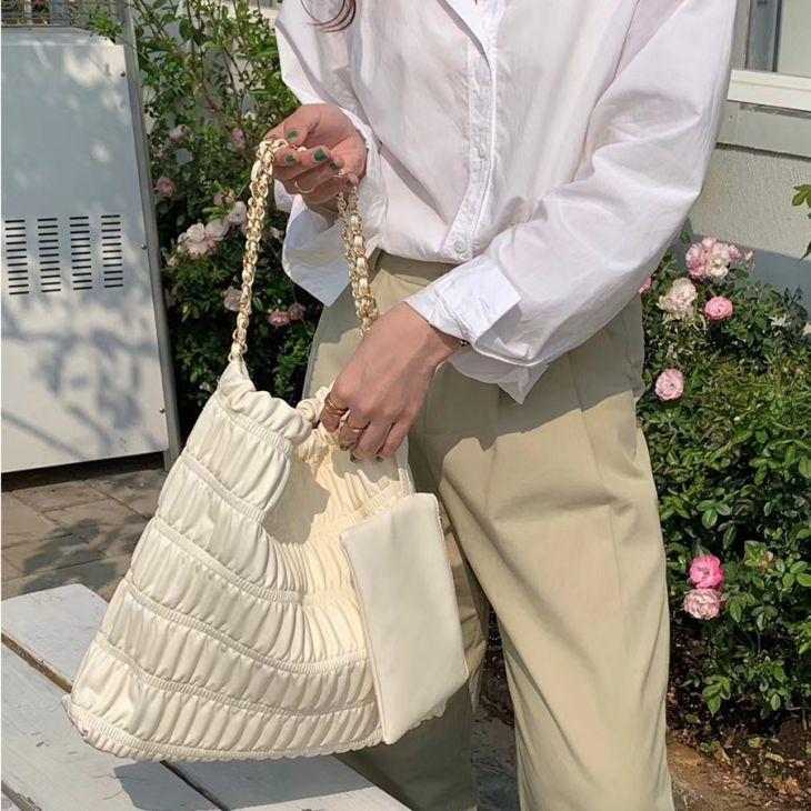 【期間限定】ギャザーチェーンバッグ ポーチ付き ショルダー トート エコレザー 鞄 大人可愛い 【akb308-089】【予約販売:15-20日】60込 【期間限定】ギャザーチェーンバッグ ポーチ付き ショルダー トート エコレザー 鞄 大人可愛い 【akb308-089】【予約販売:15-20日】60込