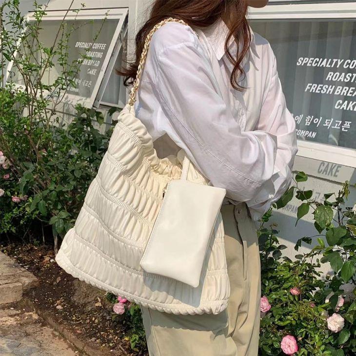 【期間限定】ギャザーチェーンバッグ ポーチ付き ショルダー トート エコレザー 鞄 大人可愛い 【akb308-089】【予約販売:15-20日】60込 【期間限定】ギャザーチェーンバッグ ポーチ付き ショルダー トート エコレザー 鞄 大人可愛い 【akb308-089】【予約販売:15-20日】60込