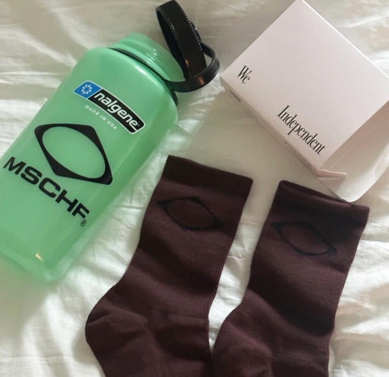 ロンバス サステイン ボトル 1L グリーン×ブラック