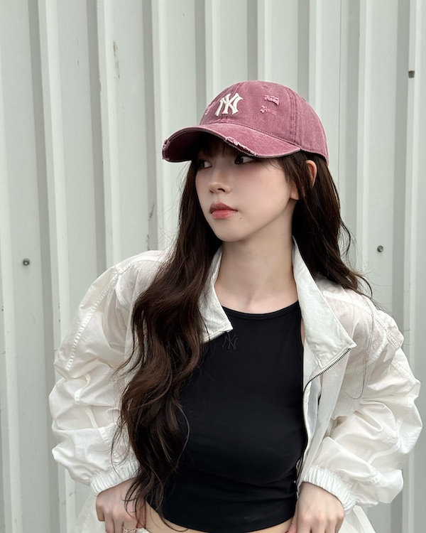 韓国限定 MLB ニューヨーク　ヤンキース　キャップ カリナ着用モデル Qoo10] エムエルビー 3ACPVV34N karina着用 韓