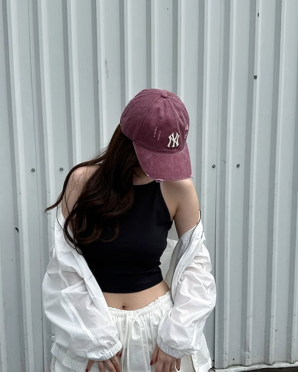 韓国限定・KARINA着用モデルMLB ドジャース ダメージキャップ 韓国限定・KARINA着用モデル】 MLB ドジャース ダメージキャップ