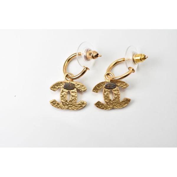 ピアス CHANEL ロゴ/CC ココマーク スイング ラインストーン/ブラック/ゴールド ピアス CHANEL ロゴ/CC ココマーク スイング ラインストーン/ブラック/ゴールド
