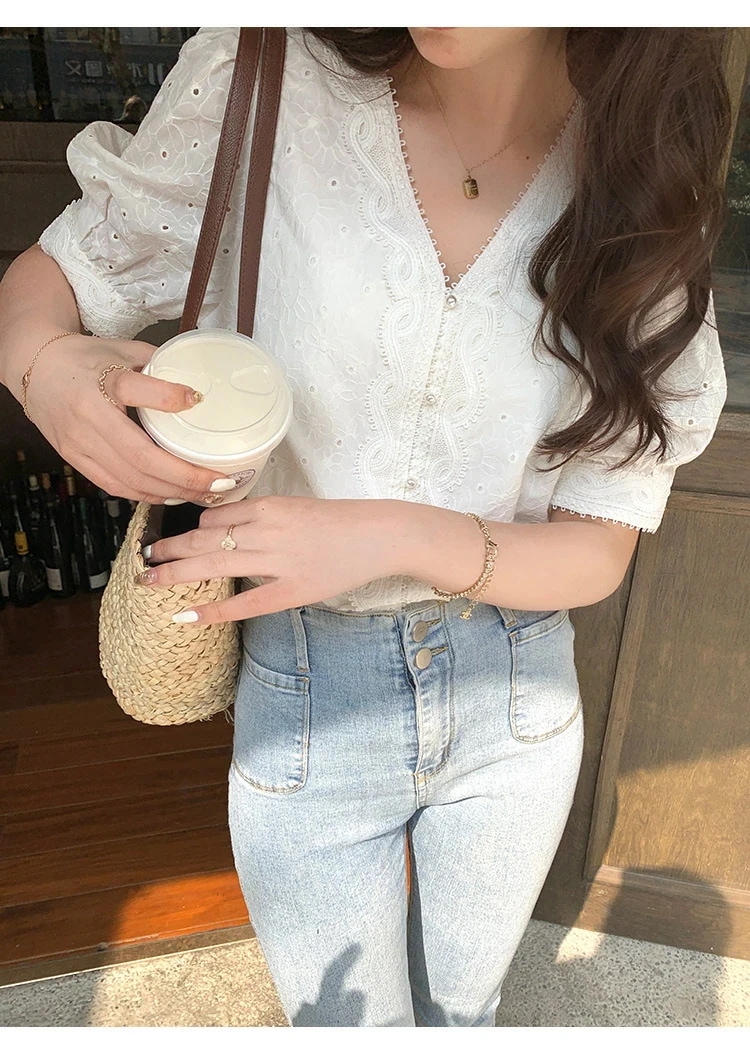 レース長袖ブラウス 刺繍 Vネック ブラウス ボリューム袖 レディース レース バブルスリーブ シャツ 春夏秋 涼しい きれいめ 大きいサイズ カジュアル フリル 花柄 袖口ゴム 薄手 半袖 カットソ