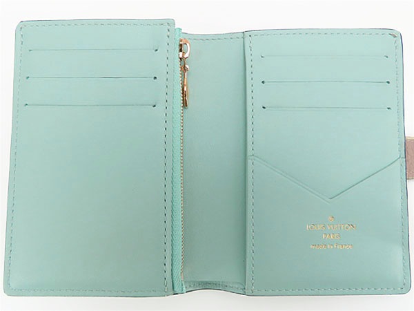 ほぼ新品ルイヴィトンLVヴェルティカルウォレットコンパクト二つ折り財布コンパクト財布ガレベージュトリヨンレザーM82198 ほぼ新品ルイヴィトンLVヴェルティカルウォレットコンパクト二つ折り財布コンパクト財布ガレベージュトリヨンレザーM82198