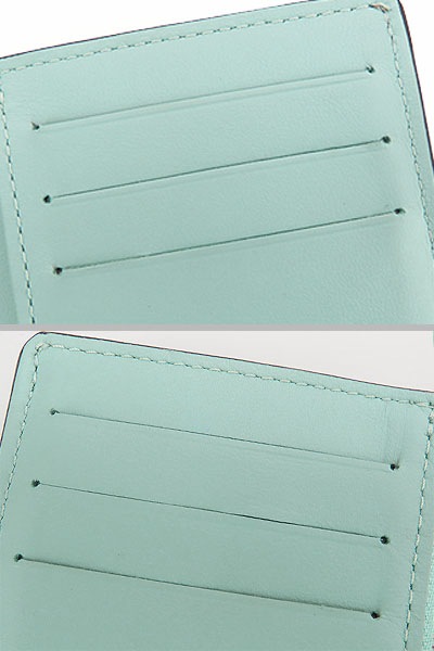 ほぼ新品ルイヴィトンLVヴェルティカルウォレットコンパクト二つ折り財布コンパクト財布ガレベージュトリヨンレザーM82198 ほぼ新品ルイヴィトンLVヴェルティカルウォレットコンパクト二つ折り財布コンパクト財布ガレベージュトリヨンレザーM82198