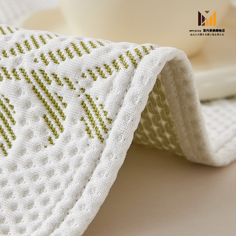 マルチカバー ひんやり 接触冷感 ソファーカバー 夏用 枝蔓柄 洗える かけるだけ 1人掛け 2人掛け 3人掛け 4人掛け 毛布 肩掛け 膝掛け 北欧 おしゃれ 柔らかい 犬猫対策 長方形 大判 ソフ マルチカバー ひんやり 接触冷感 ソファーカバー 夏用 枝蔓柄 洗える かけるだけ 1人掛け 2人掛け 3人掛け 4人掛け 毛布 肩掛け 膝掛け 北欧 おしゃれ 柔らかい 犬猫対策 長方形 大判 ソフ