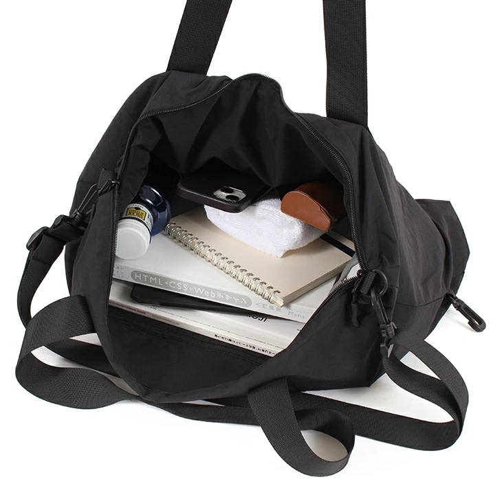 【Reebok】 リーボック ショルダーバッグ トートバッグ 2WAY 約28L A3 大きめ スポーツ ジム 部活 ユニセックス ロゴ ポケット 肩掛け 斜めがけ 手持ち Reebokバッグ Re