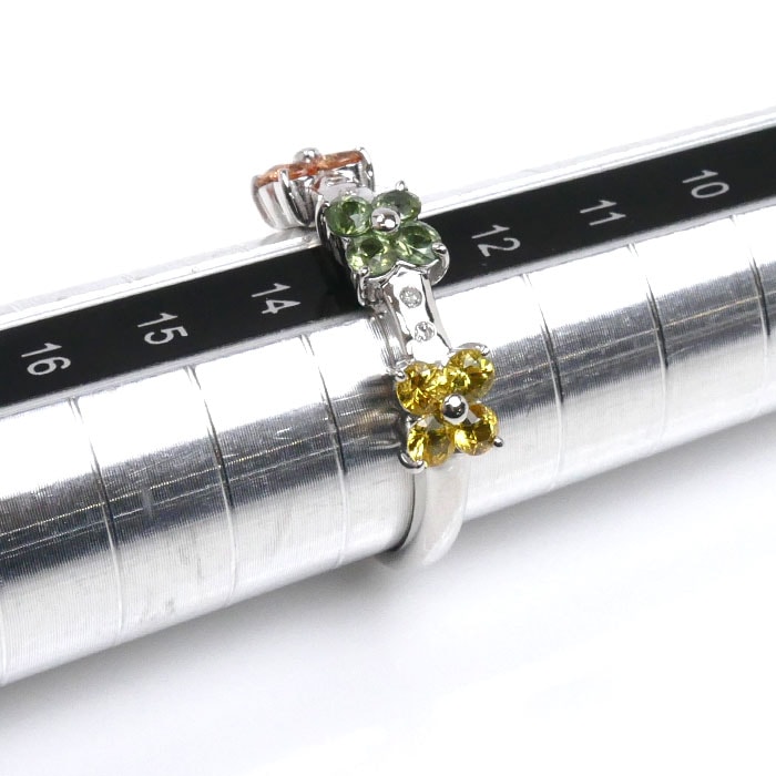 K18WG ホワイトゴールド フラワーモチーフ リング・指輪 サファイア0.93ct ダイヤモンド0.03ct 13号 3.5g レディース 中古