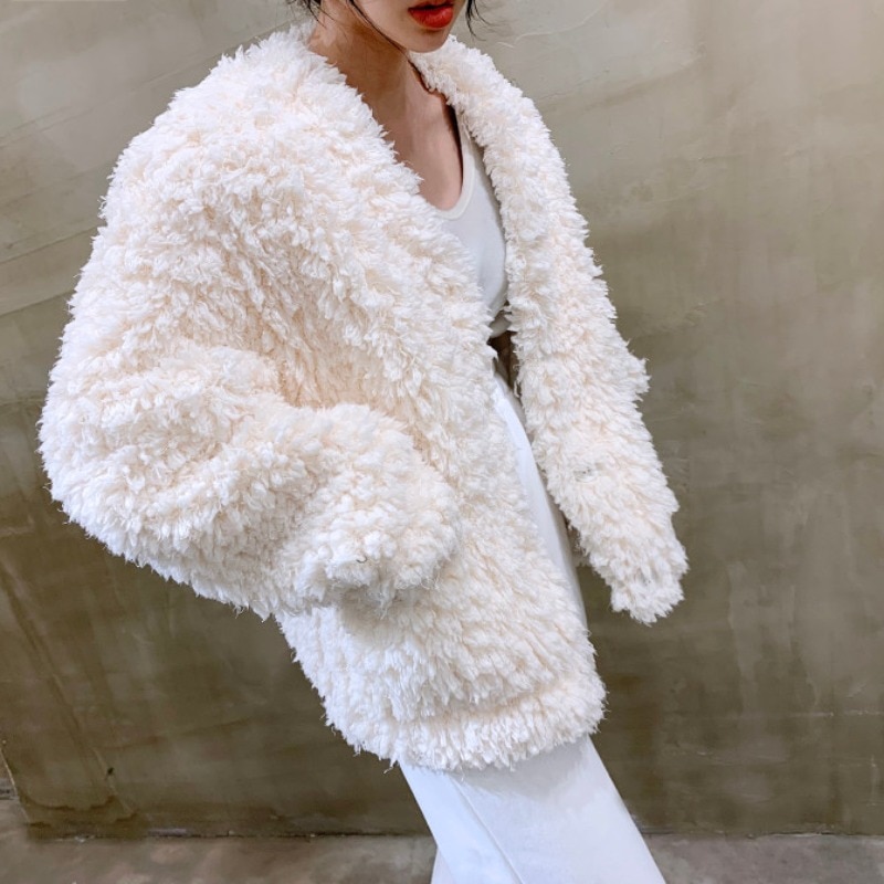 ボアファージャケット ファージャケット ボアファー カーディガン ジャケット ノーカラージャケット コート. アウター レディース 可愛い オシャレ 秋冬 2カラー D349 ボアファージャケット ファージャケット ボアファー カーディガン ジャケット ノーカラージャケット コート. アウター レディース 可愛い オシャレ 秋冬 2カラー D349