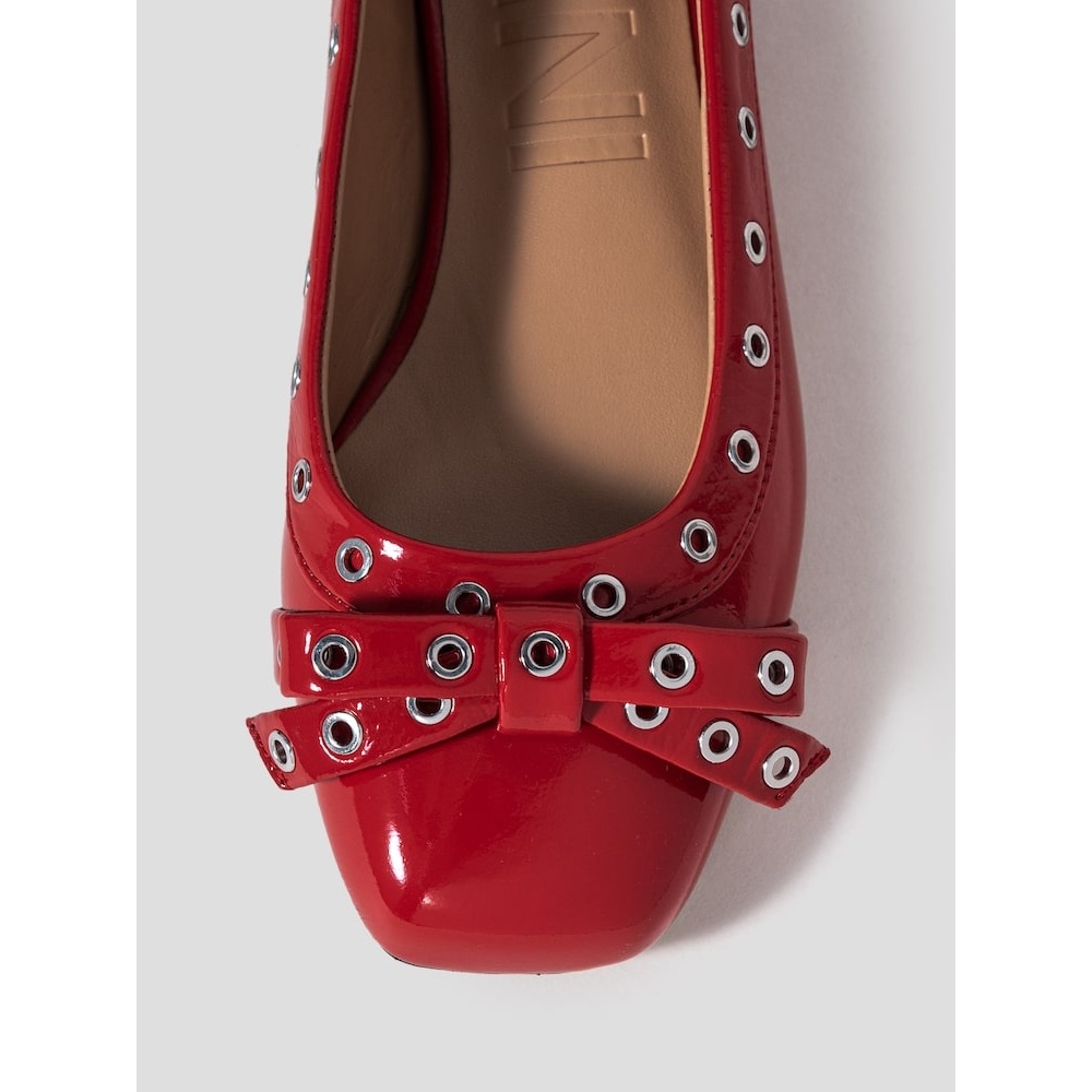 GANNI アイレットボウバレリーナナップパック-レッド QN51K3A046