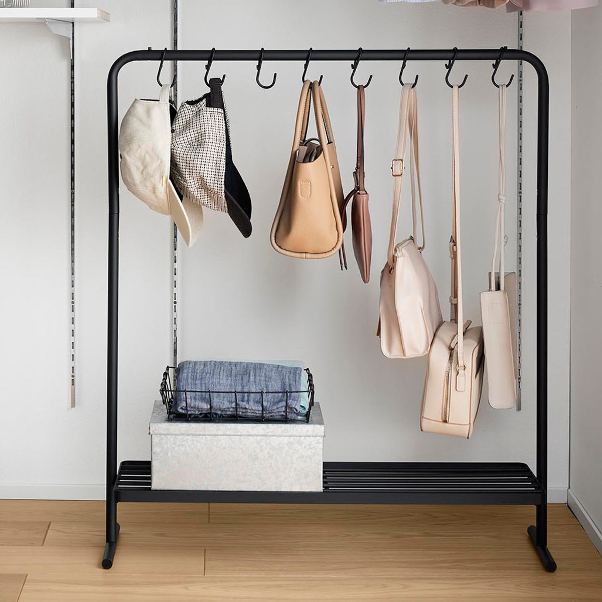 山崎実業 tower バッグ収納ラック タワー 4903208101578 タワーシリーズ バッグ収納 ラック 収納ラック バッグ カバン かばん 吊るす 吊り下げ ハンガーラック 鞄 スリム 山崎実業 tower バッグ収納ラック タワー 4903208101578 タワーシリーズ バッグ収納 ラック 収納ラック バッグ カバン かばん 吊るす 吊り下げ ハンガーラック 鞄 スリム