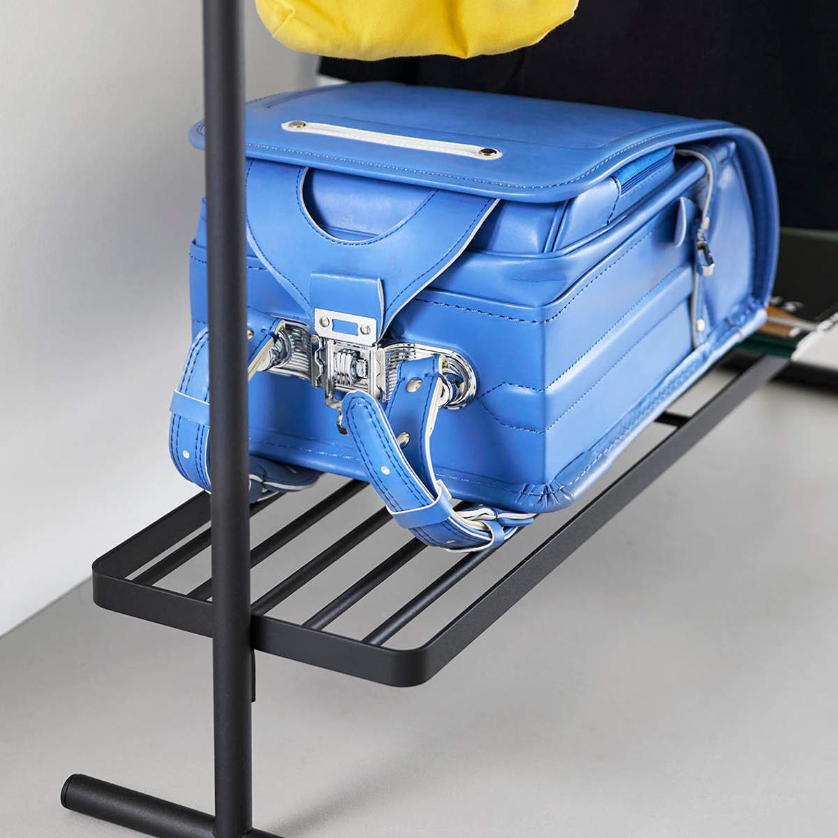 山崎実業 tower バッグ収納ラック タワー 4903208101578 タワーシリーズ バッグ収納 ラック 収納ラック バッグ カバン かばん 吊るす 吊り下げ ハンガーラック 鞄 スリム 山崎実業 tower バッグ収納ラック タワー 4903208101578 タワーシリーズ バッグ収納 ラック 収納ラック バッグ カバン かばん 吊るす 吊り下げ ハンガーラック 鞄 スリム