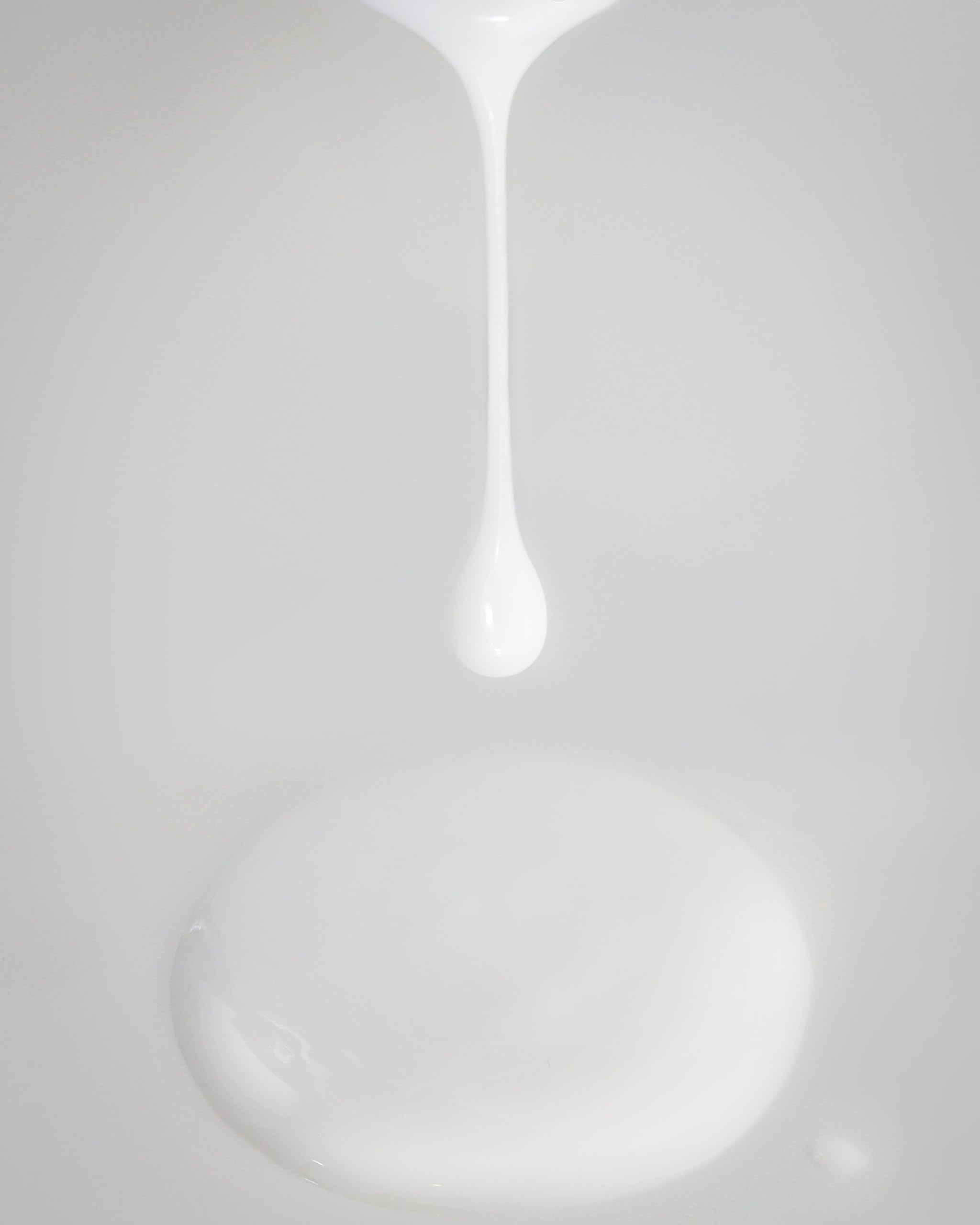 SHOLAYERED (ショーレイヤード)フレグランスセラム ボディローションフレッシュペア 300mL SHOLAYERED (ショーレイヤード)フレグランスセラム ボディローションフレッシュペア 300mL