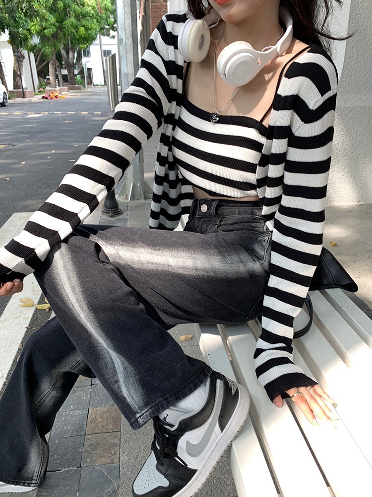 サイドライン ハイウエスト デニムパンツ ボトムス パンツ Gパン ズボン ワイドパンツ ストレートパンツ ロング ロング丈 ストレート ワイド ポケット かわいい 大人可愛い カジュアル 大人