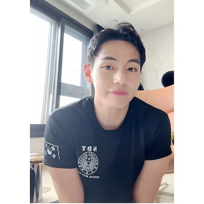 【未開封】BTS BE グッズ ロンT テテ着用 Lサイズ 未開封】BTS BE グッズ ロンT テテ着用 Lサイズ｜Yahoo!フリマ