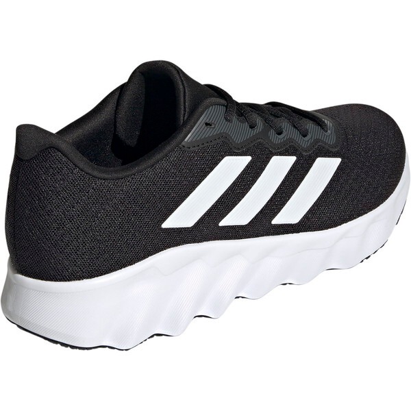 アディダス スポーツシューズ スイッチムーブランニング ブラック 24.0cm ID5253 アディダス スポーツシューズ スイッチムーブランニング ブラック 24.0cm ID5253