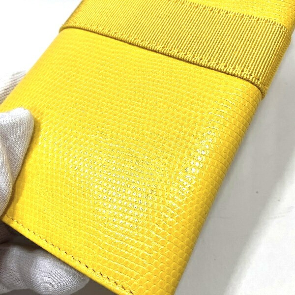 フェラガモ ヴァラ 3059 型押しレザー イエロー 財布 2つ折り長財布 レディース 【中古】 フェラガモ ヴァラ 3059 型押しレザー イエロー 財布 2つ折り長財布 レディース 【中古】