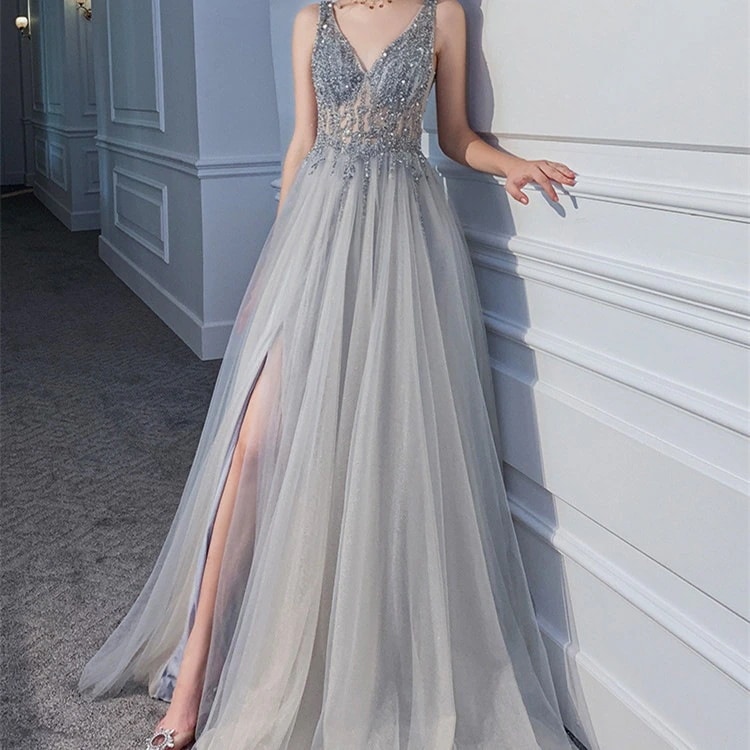 新作 パーティードレス2025大人気 気質 結婚式 韓国ファッション91 ウェディングドレス 花嫁ロングドレス ドレス 白 高級感 結婚式ワンピース ロングドレス ワンピース