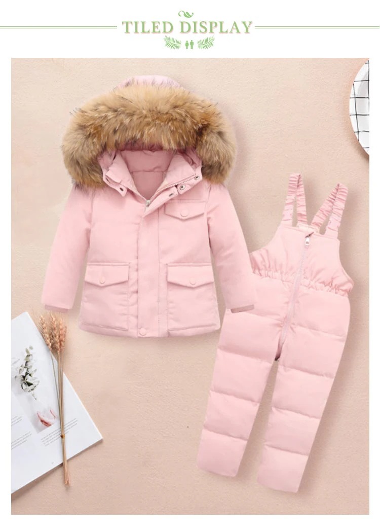 【送料無料】無地 女の子 ダウン アウトドア 上下セット ベビー服 2点セット アウター 男の子 子供服 フード付き キッズ ダウンコート+ダウンサロペット ラクーンファー付き ダウンジャケット キッ 【送料無料】無地 女の子 ダウン アウトドア 上下セット ベビー服 2点セット アウター 男の子 子供服 フード付き キッズ ダウンコート+ダウンサロペット ラクーンファー付き ダウンジャケット キッ