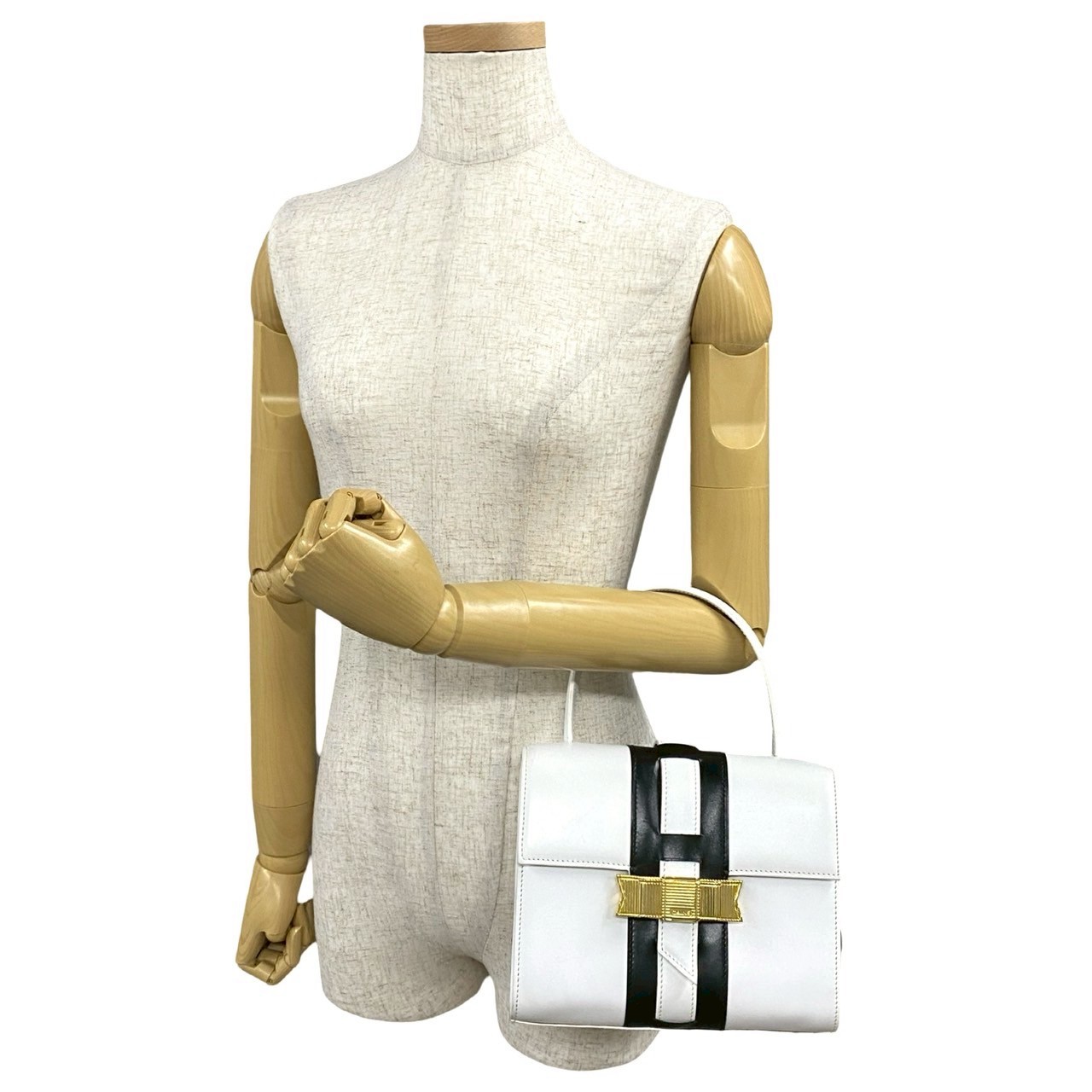 ヴィンテージ ロゴ リボン金具ハンドバッグ レザー ホワイト 38242 ヴィンテージ ロゴ リボン金具ハンドバッグ レザー ホワイト 38242