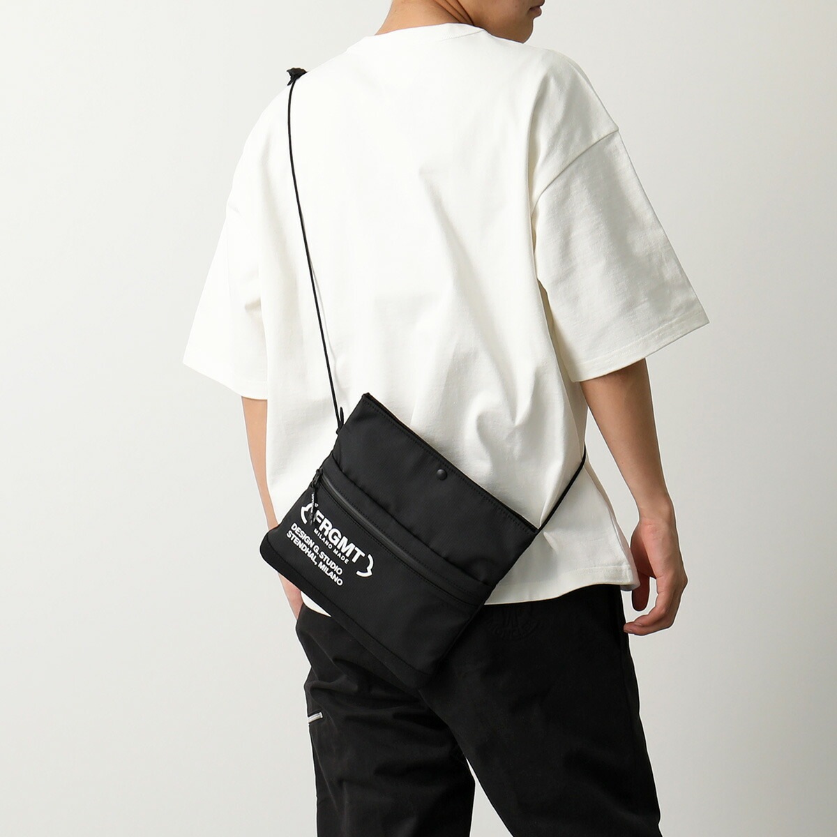 MONCLER GENIUS モンクレール サコッシュ 5L00001 M2471 メンズ