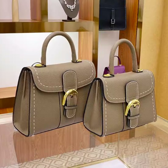 ハンドバッグ レディース バッグ 鞄 かばん ショルダーバッグ 2WAY 肩掛けバッグ 斜め掛けバッグ きれいめ エレガント カジュアル お出かけ おしゃれ 合成皮革 スタイリッシュ ファッション