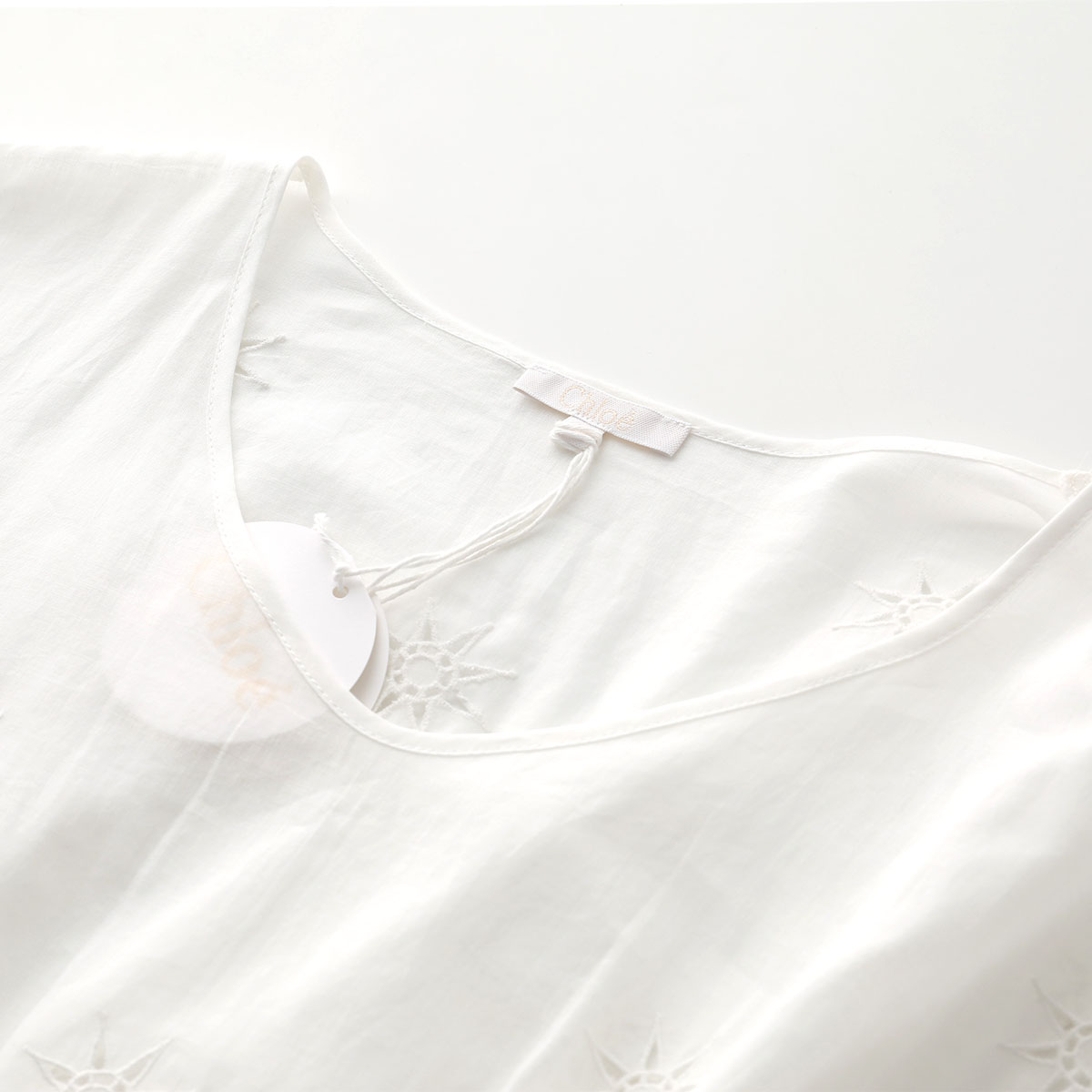 Chloe KIDS クロエ キッズ ブラウス C20062 レディース ガールズ 半袖 コットン Vネック 刺繍 スター 星 117/OFF-WHITE