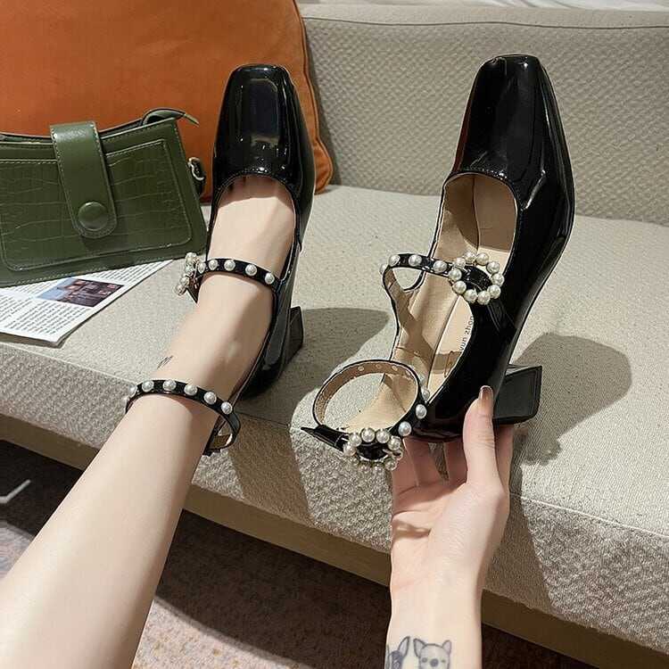 レディース ハイヒール ストラップ シューズ ヒール 5.5cmヒール チャンキーヒール 太ヒール ストラップ PU ビジュー パール フォーマル かっこいい カジュアル 大人 流行り 上品 きれいめ レディース ハイヒール ストラップ シューズ ヒール 5.5cmヒール チャンキーヒール 太ヒール ストラップ PU ビジュー パール フォーマル かっこいい カジュアル 大人 流行り 上品 きれいめ