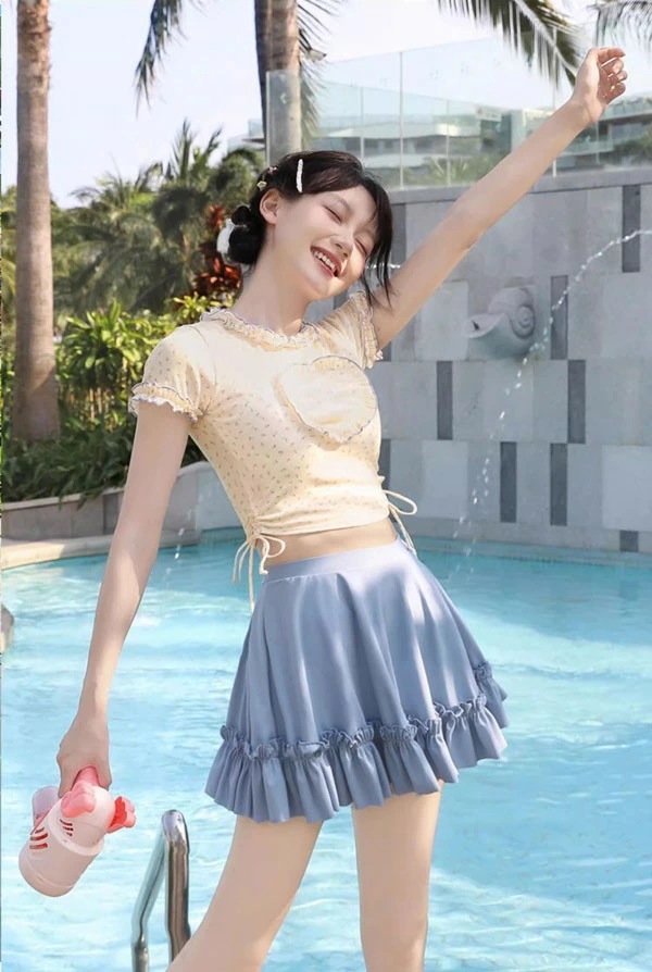 タンキニ レディース 2点セット フリル リボン 袖なし ワイヤーなし パッド付 ラウンドネック 着瘦せ シンプル セクシー 写真映え 撮影用 海 夏 サマー プール リゾート かわいい 旅行 温泉 タンキニ レディース 2点セット フリル リボン 袖なし ワイヤーなし パッド付 ラウンドネック 着瘦せ シンプル セクシー 写真映え 撮影用 海 夏 サマー プール リゾート かわいい 旅行 温泉