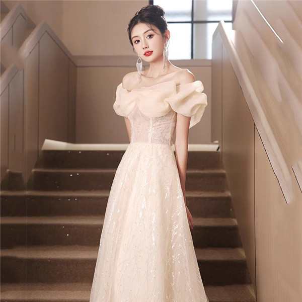 【 2025】ドレス 二次会 花嫁 キャバ ステージ衣装 ロングドレス 演奏会 発表会 結婚式 パーティードレス 大人 お呼ばれ 謝恩会 ブライズメイド ワンピース ブライダル 大きいサイズ カラード