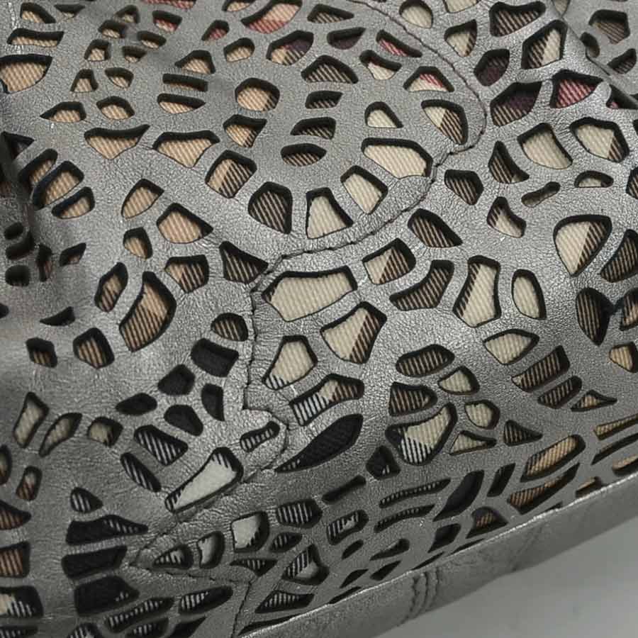 バーバリー BURBERRY ショルダーバッグ レザー/キャンバス メタリックグレー/ベージュ レディース e59932a