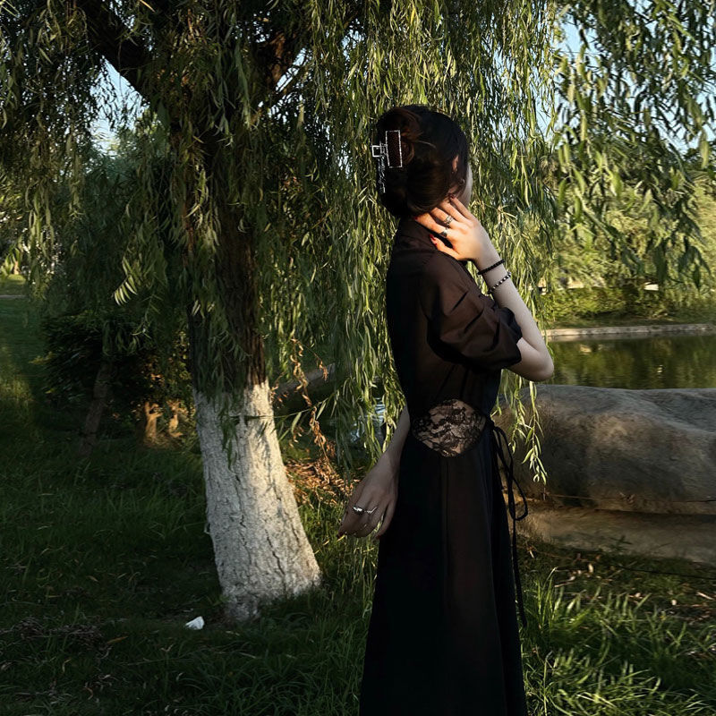 改良されたチャイナドレス2025年春夏ハイコールドロイヤルシスタースタイルブラックドレスアーティステ 母の日-0010304 改良されたチャイナドレス2025年春夏ハイコールドロイヤルシスタースタイルブラックドレスアーティステ 母の日-0010304