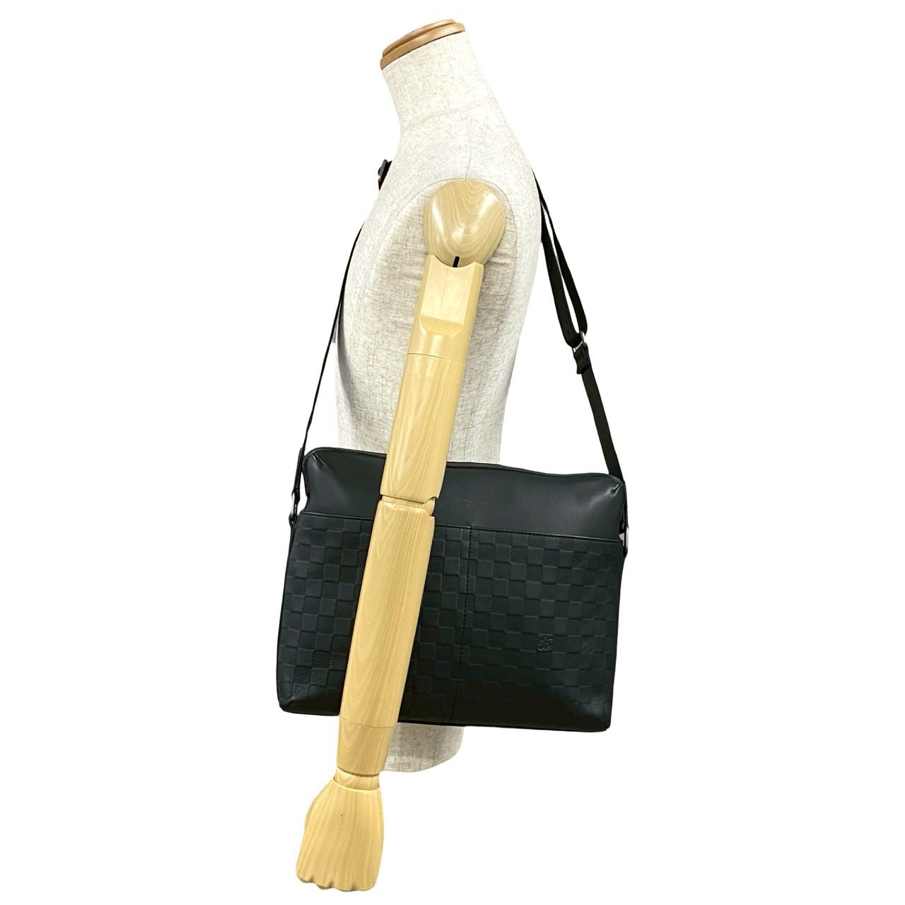 カリプソ MM ダミエ アンフィニショルダーバッグ レザー ブラック 506-7 カリプソ MM ダミエ アンフィニショルダーバッグ レザー ブラック 506-7