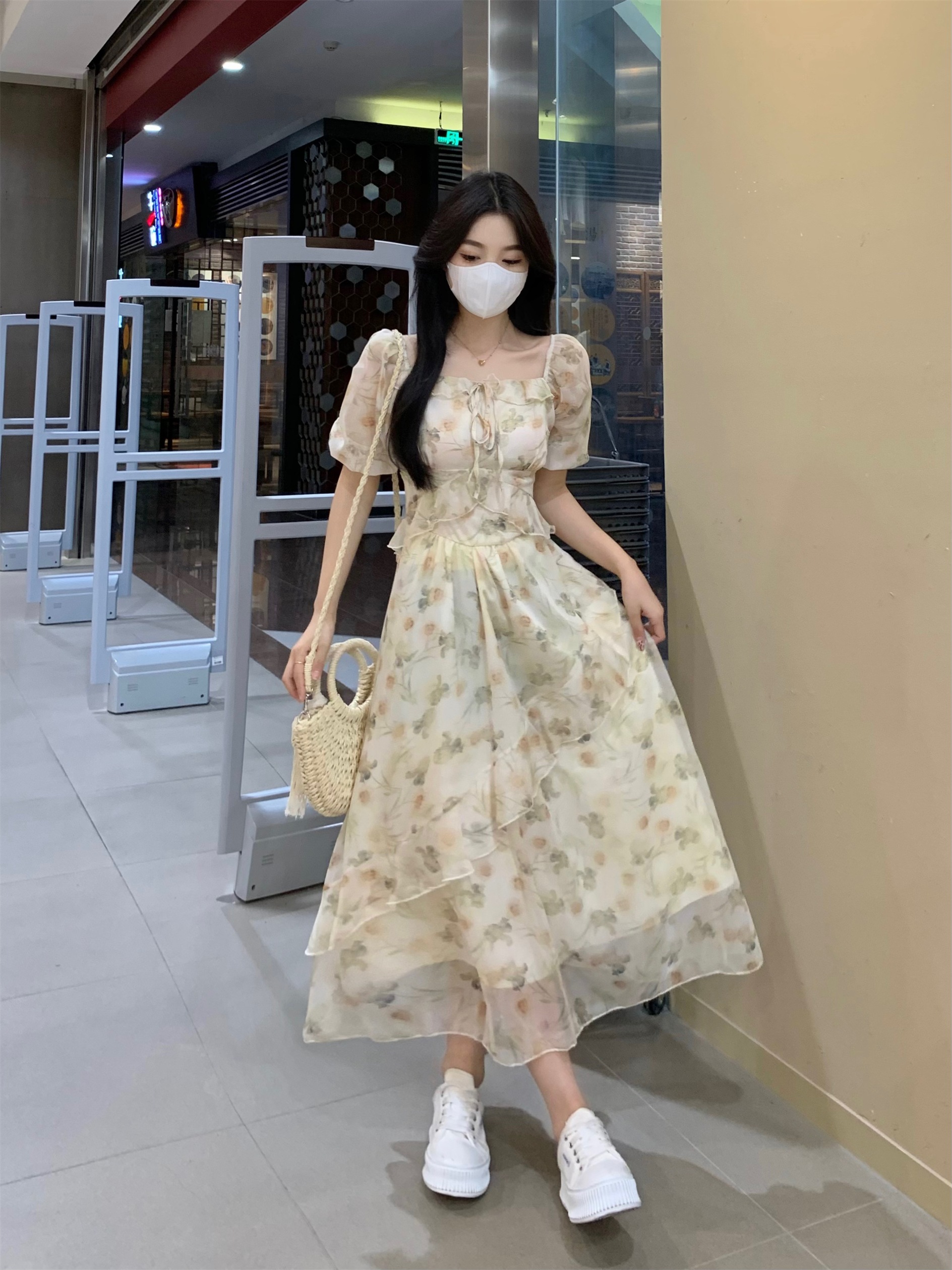 個性的 夏服 ワンピース ワンピドレス フレアワンピース ティアード ロジスワンピ ロング アンクル 袖あり 半袖 五分袖 パフスリーブ フレアスリーブ ボウタイ 襟付き フレア セミフレア