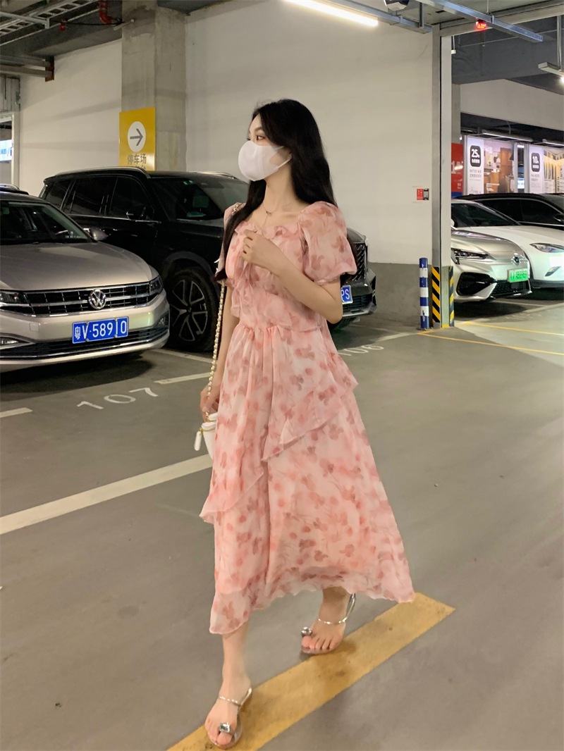 個性的 夏服 ワンピース ワンピドレス フレアワンピース ティアード ロジスワンピ ロング アンクル 袖あり 半袖 五分袖 パフスリーブ フレアスリーブ ボウタイ 襟付き フレア セミフレア