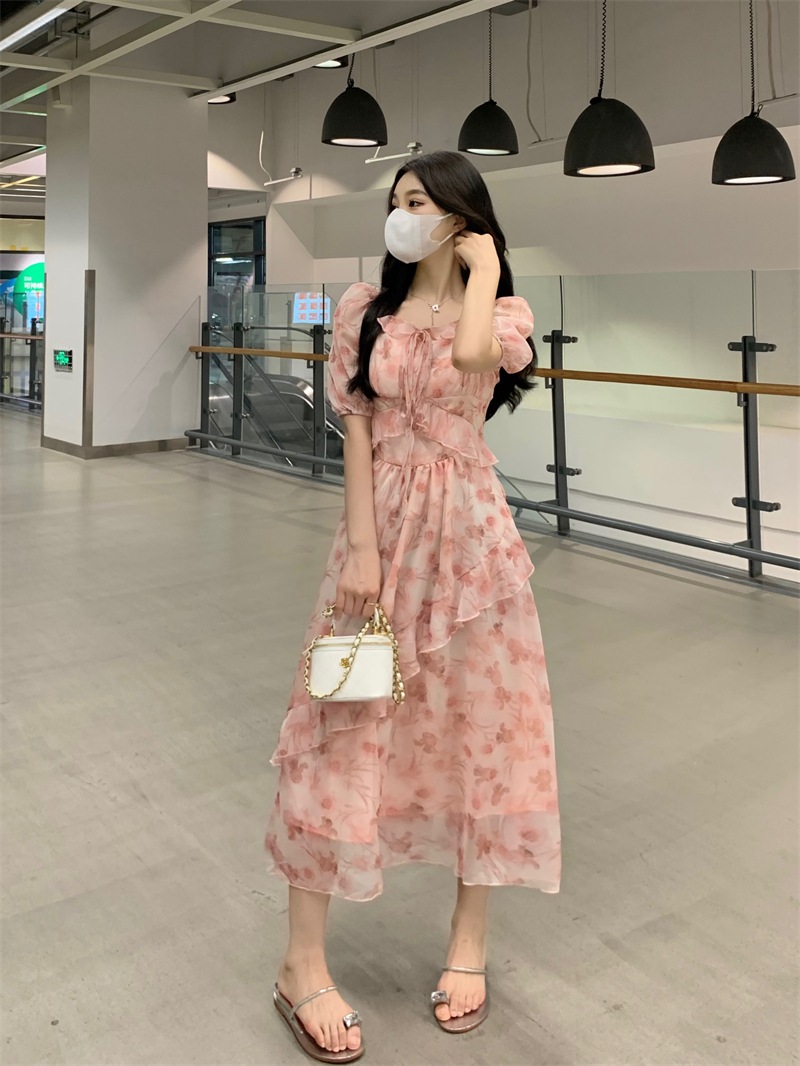 個性的 夏服 ワンピース ワンピドレス フレアワンピース ティアード ロジスワンピ ロング アンクル 袖あり 半袖 五分袖 パフスリーブ フレアスリーブ ボウタイ 襟付き フレア セミフレア